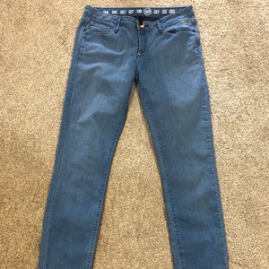 Earnest Sewn Lacoste Jeans Women’s 29 Blue Light‎ Wash Tapered Denim